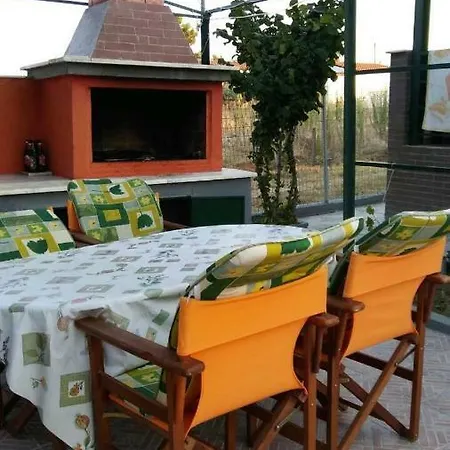 House * Rodokipos